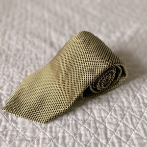 Brooks Brothers tie yellow and navy